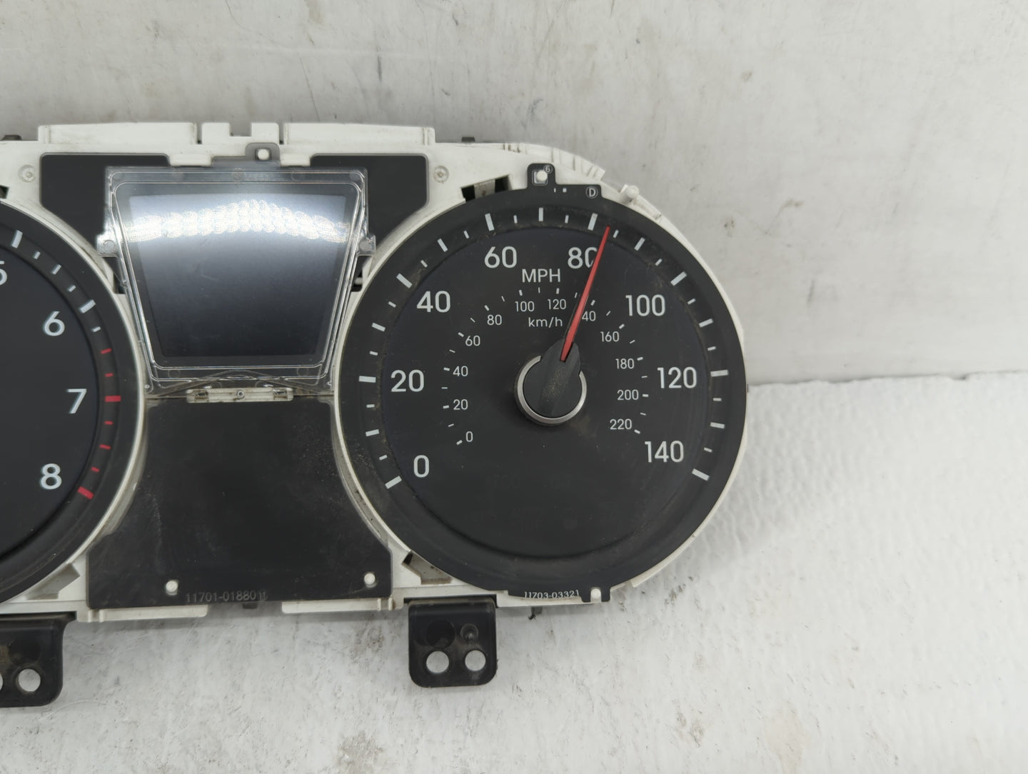2010-2013 Hyundai Tucson Instrument Cluster Speedometer Gauges P/N:94001-2S580 94001-2S585 Fits Fits 2010 2011 2012 2013 OEM