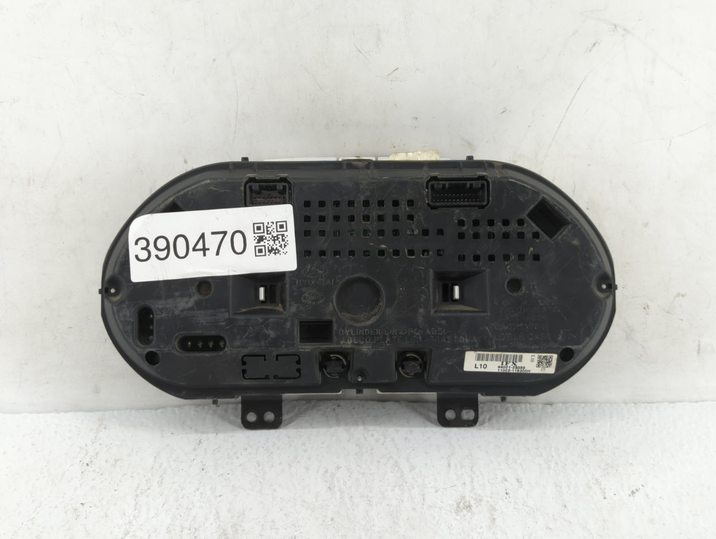 2010-2013 Hyundai Tucson Instrument Cluster Speedometer Gauges P/N:94001-2S580 94001-2S585 Fits Fits 2010 2011 2012 2013 OEM