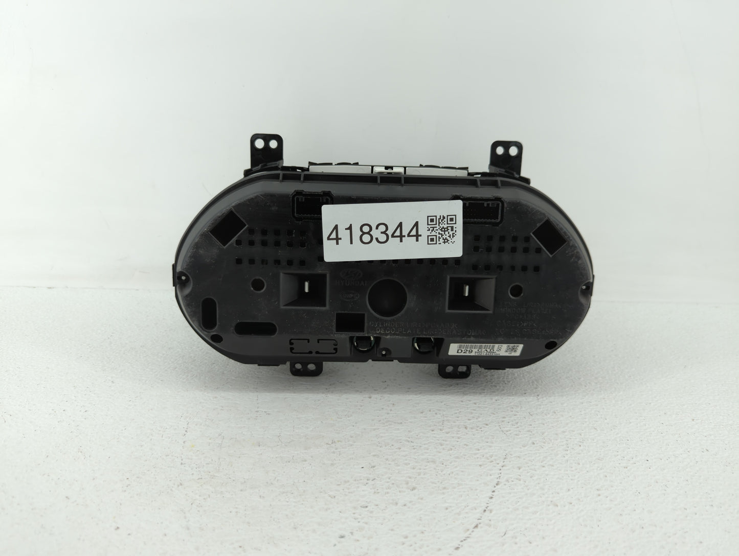 2010-2013 Hyundai Tucson Instrument Cluster Speedometer Gauges P/N:94001-2S580 94001-2S585 Fits Fits 2010 2011 2012 2013 OEM