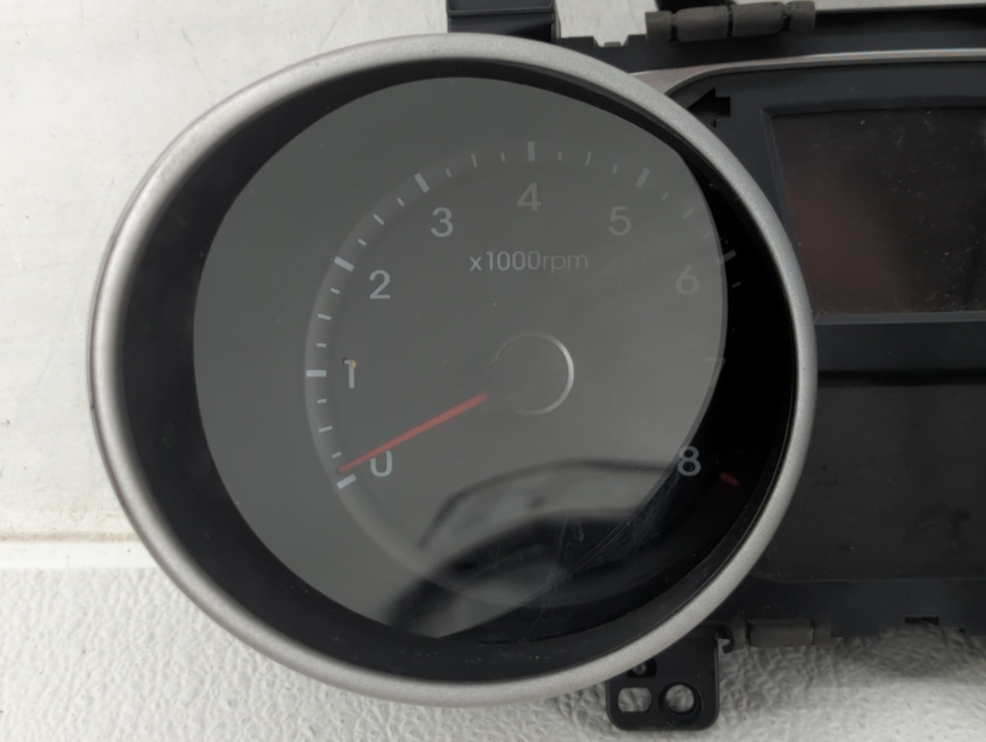 2010-2013 Hyundai Tucson Instrument Cluster Speedometer Gauges P/N:94001-2S585 Fits Fits 2010 2011 2012 2013 OEM Used Auto P