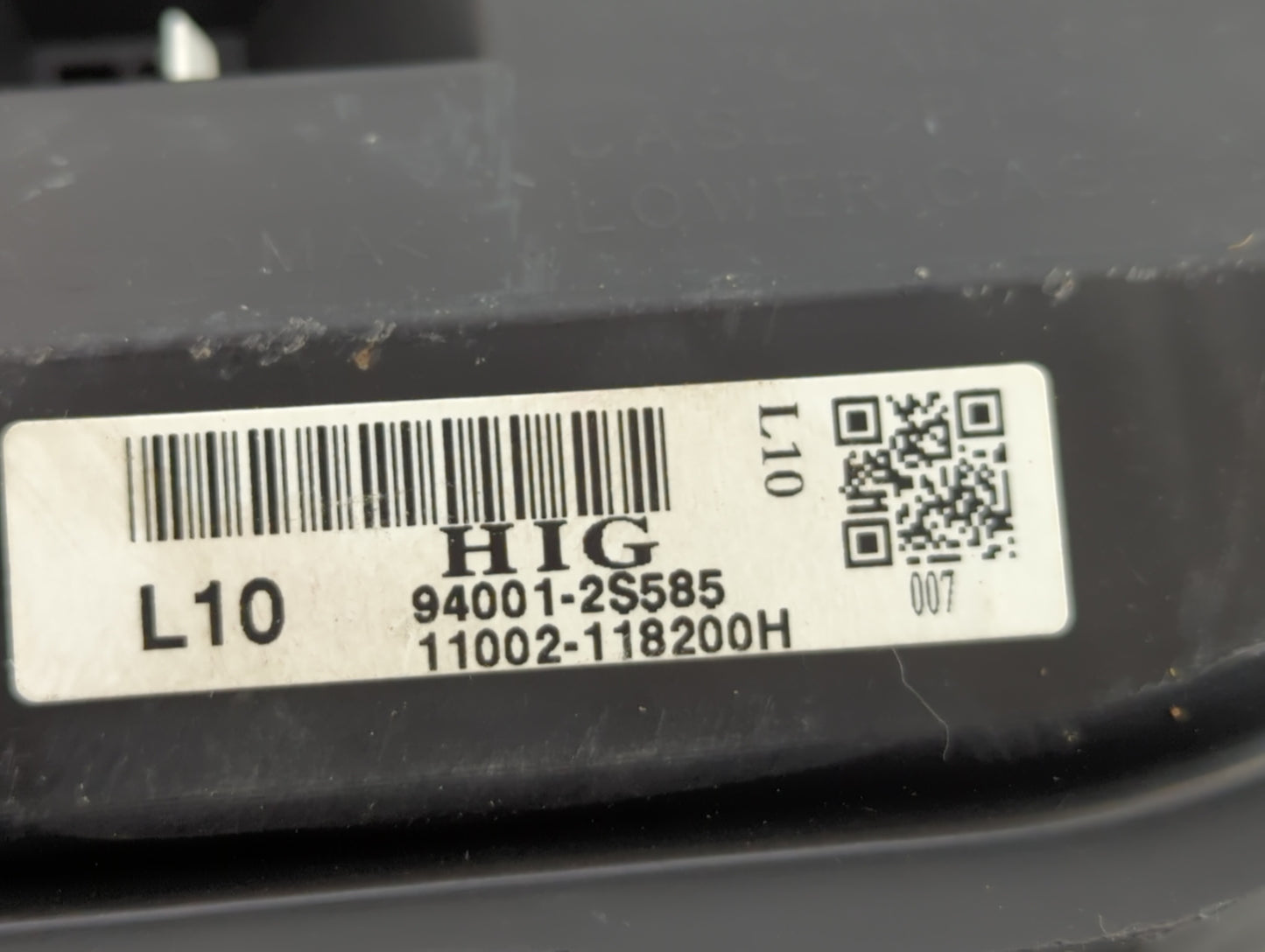 2010-2013 Hyundai Tucson Instrument Cluster Speedometer Gauges P/N:94001-2S585 Fits Fits 2010 2011 2012 2013 OEM Used Auto P