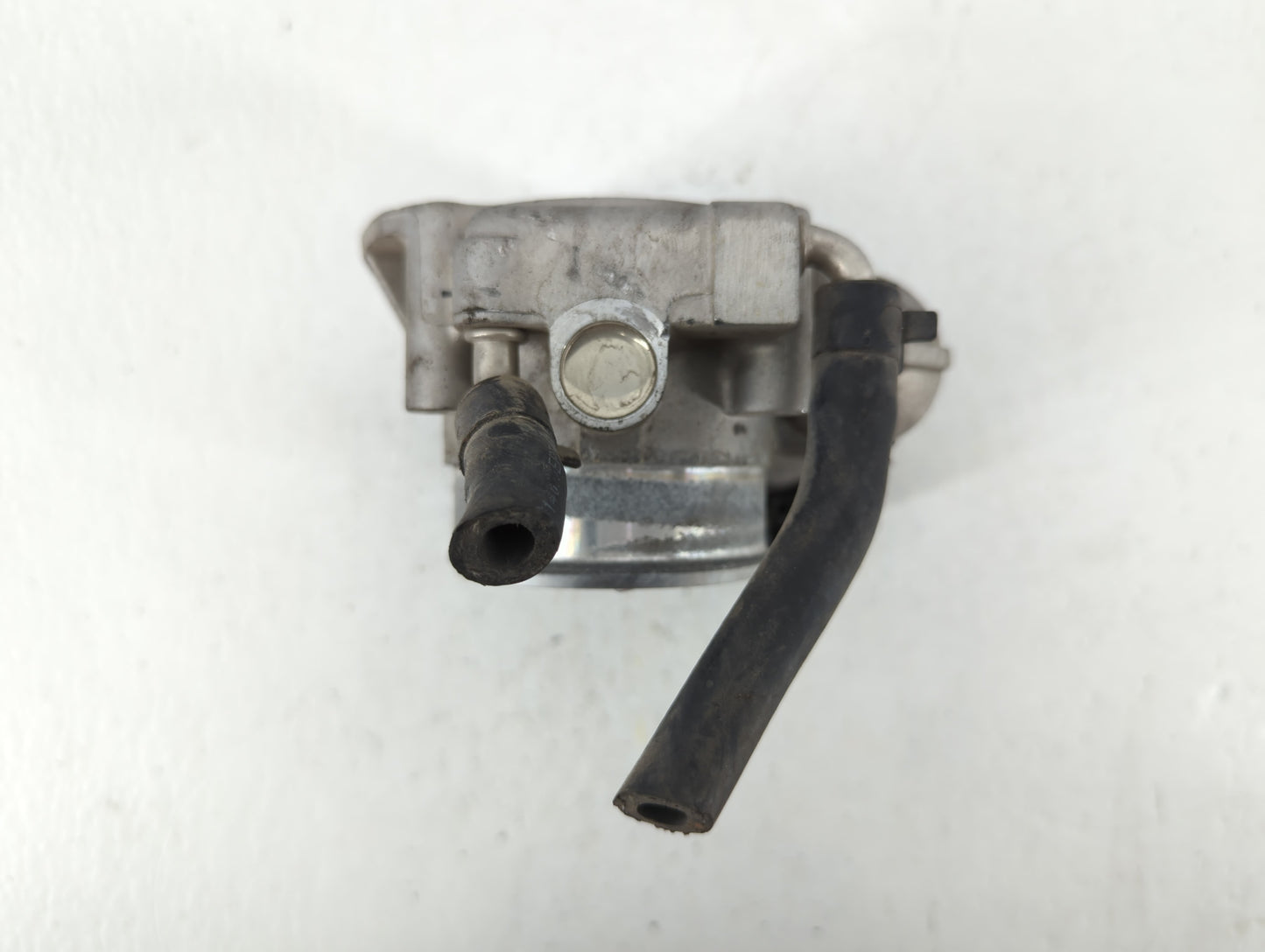 2010-2013 Hyundai Tucson Throttle Body P/N:35100-25400 Fits Fits 2006 2007 2008 2009 2010 2011 2012 2013 OEM Used Auto Parts