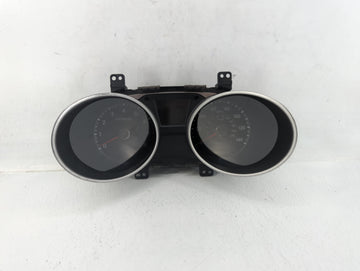 2010-2013 Hyundai Tucson Instrument Cluster Speedometer Gauges P/N:94001-2S575 Fits Fits 2010 2011 2012 2013 OEM Used Auto P