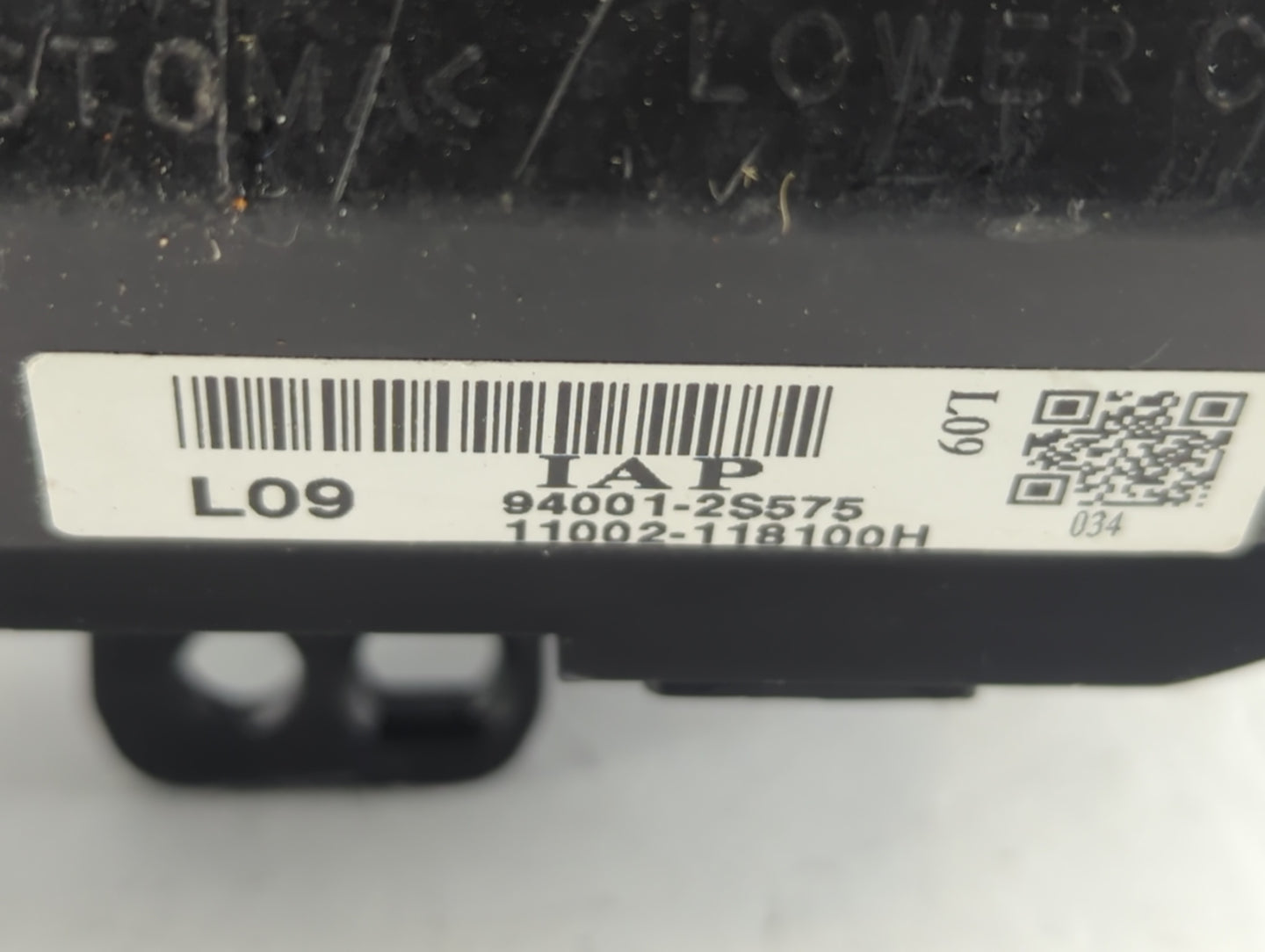 2010-2013 Hyundai Tucson Instrument Cluster Speedometer Gauges P/N:94001-2S575 Fits Fits 2010 2011 2012 2013 OEM Used Auto P