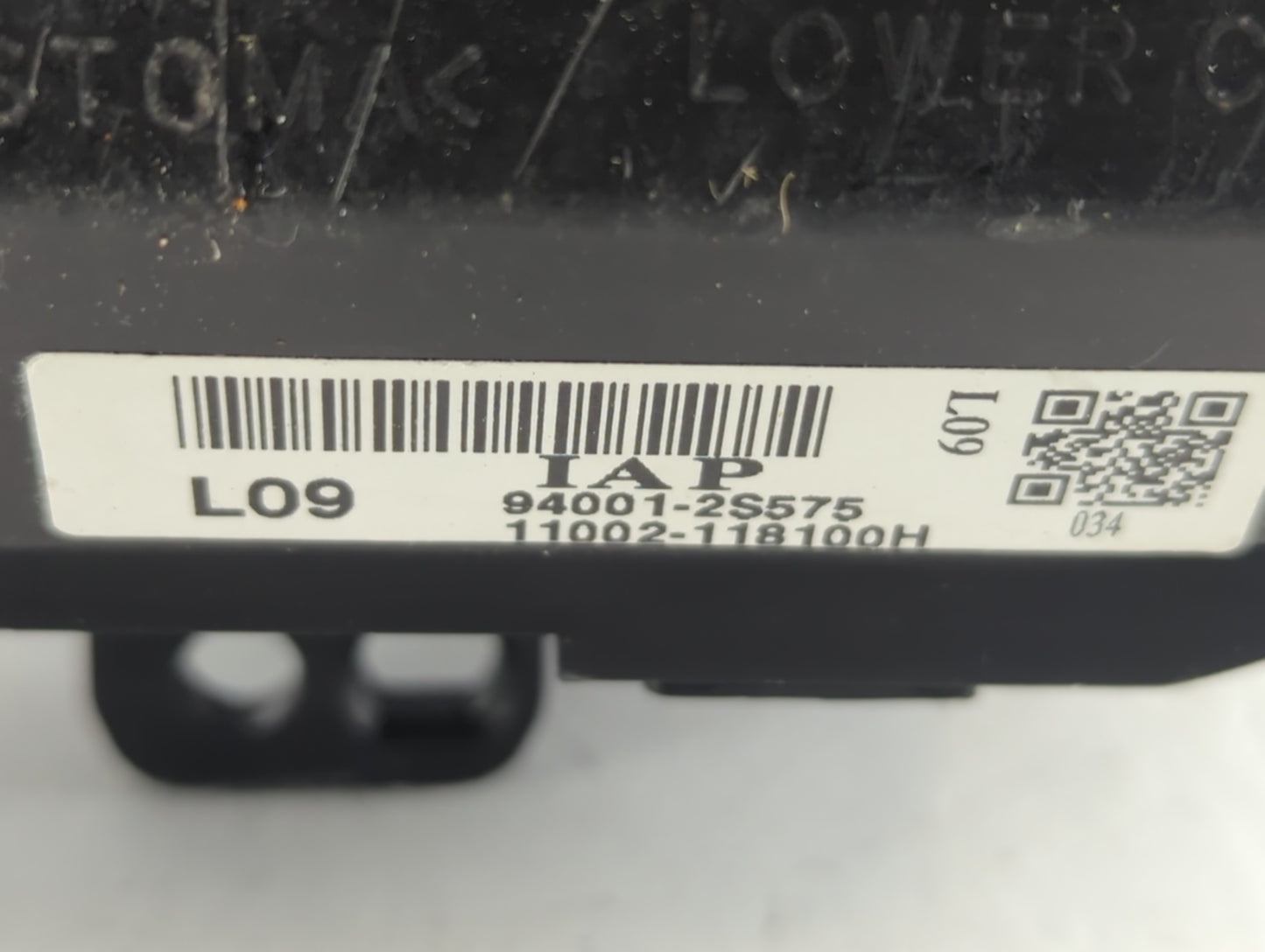 2010-2013 Hyundai Tucson Instrument Cluster Speedometer Gauges P/N:94001-2S575 Fits Fits 2010 2011 2012 2013 OEM Used Auto P