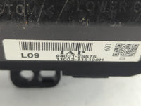 2010-2013 Hyundai Tucson Instrument Cluster Speedometer Gauges P/N:94001-2S575 Fits Fits 2010 2011 2012 2013 OEM Used Auto P