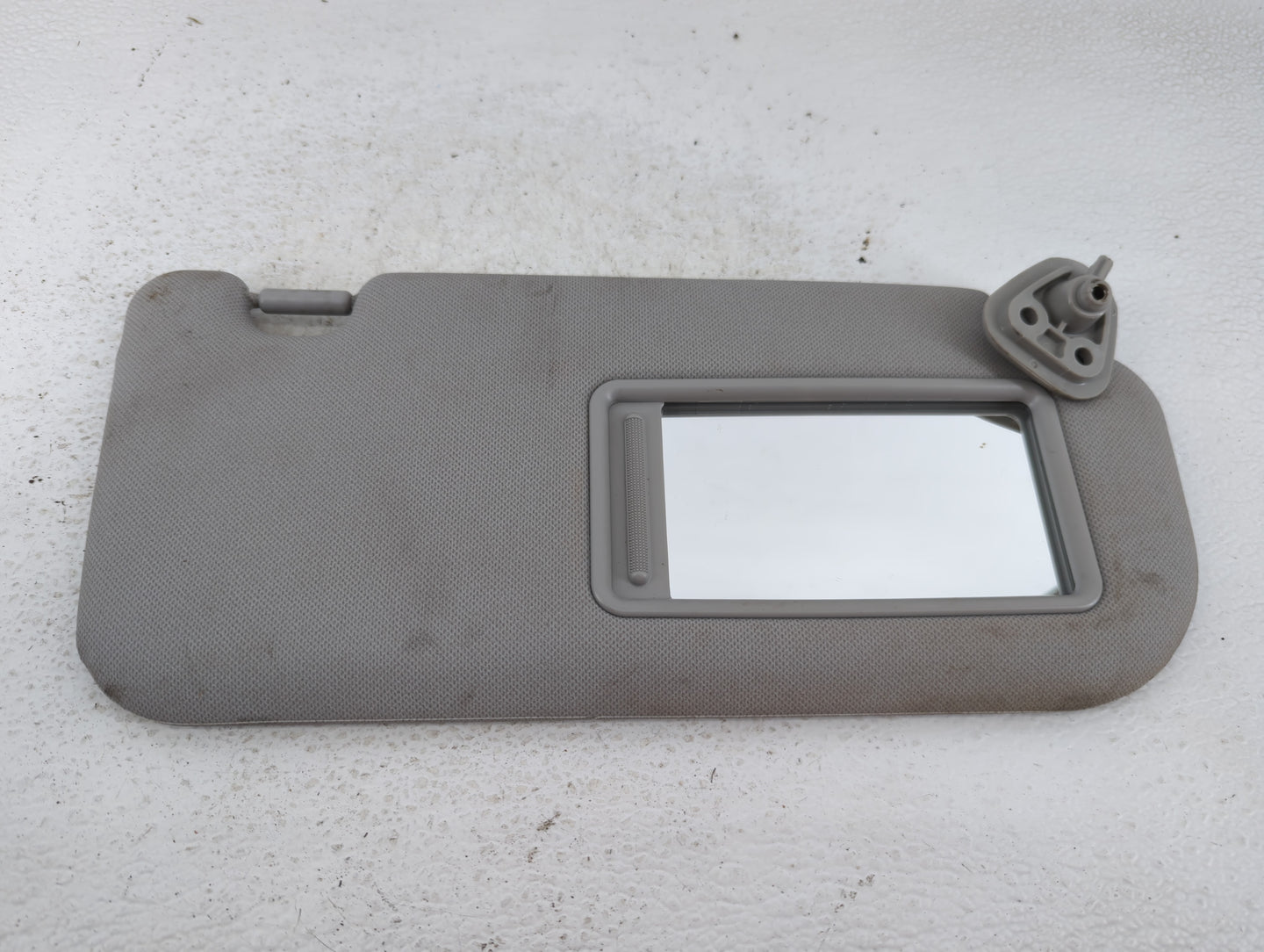 2010-2015 Hyundai Tucson Sun Visor Shade Replacement Passenger Right Mirror Fits Fits 2010 2011 2012 2013 2014 2015 OEM Used