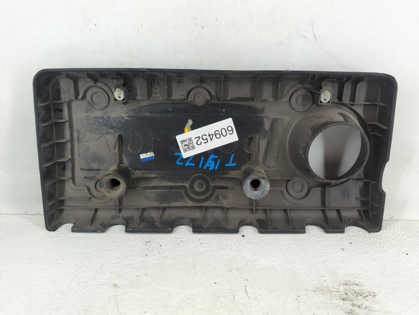 2013 Hyundai Tucson Engine Cover - Oemusedautoparts1.com