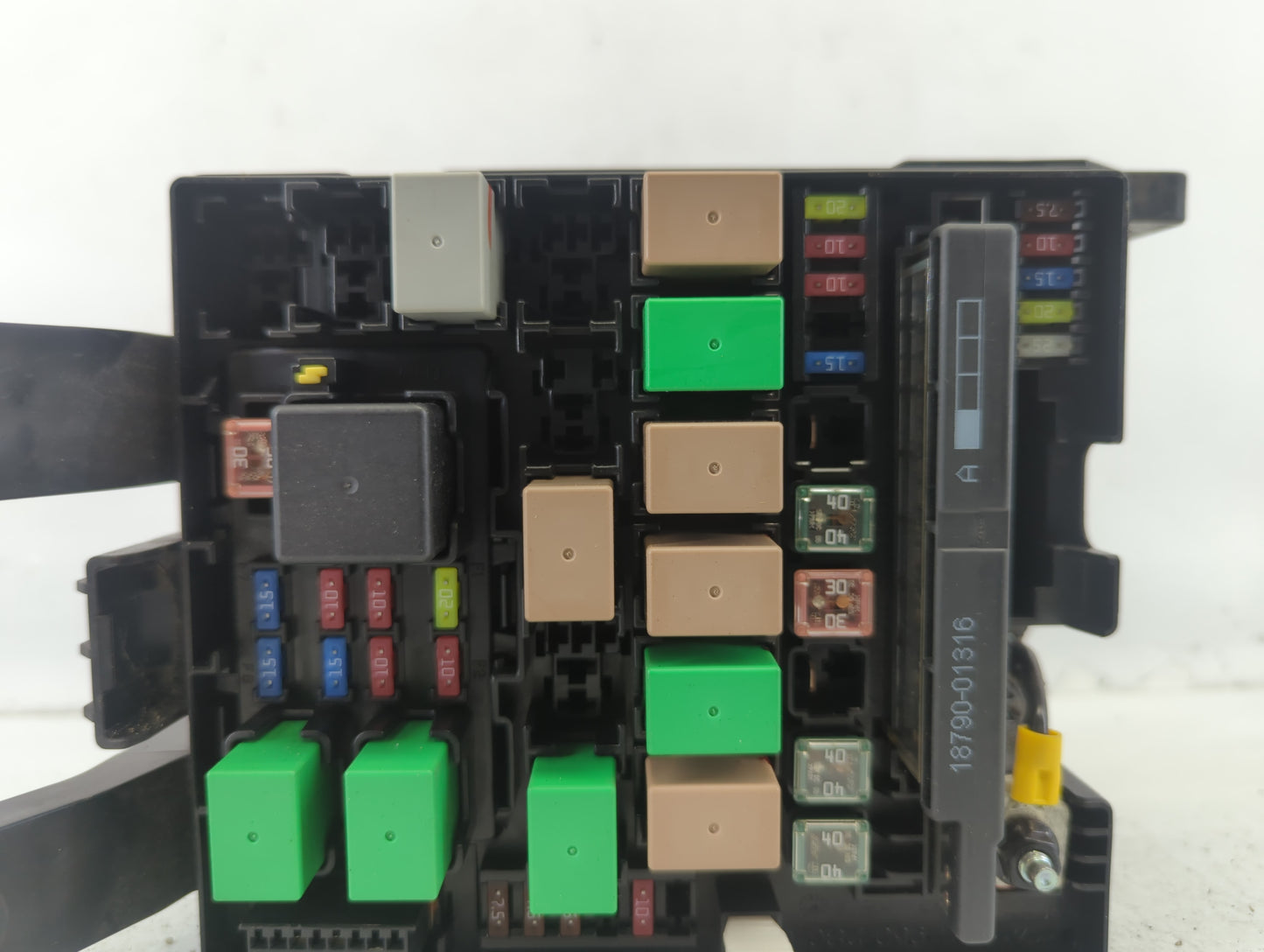 2011-2013 Hyundai Tucson Fusebox Fuse Box Panel Relay Module P/N:91402 2S054 Fits Fits 2011 2012 2013 OEM Used Auto Parts - 
