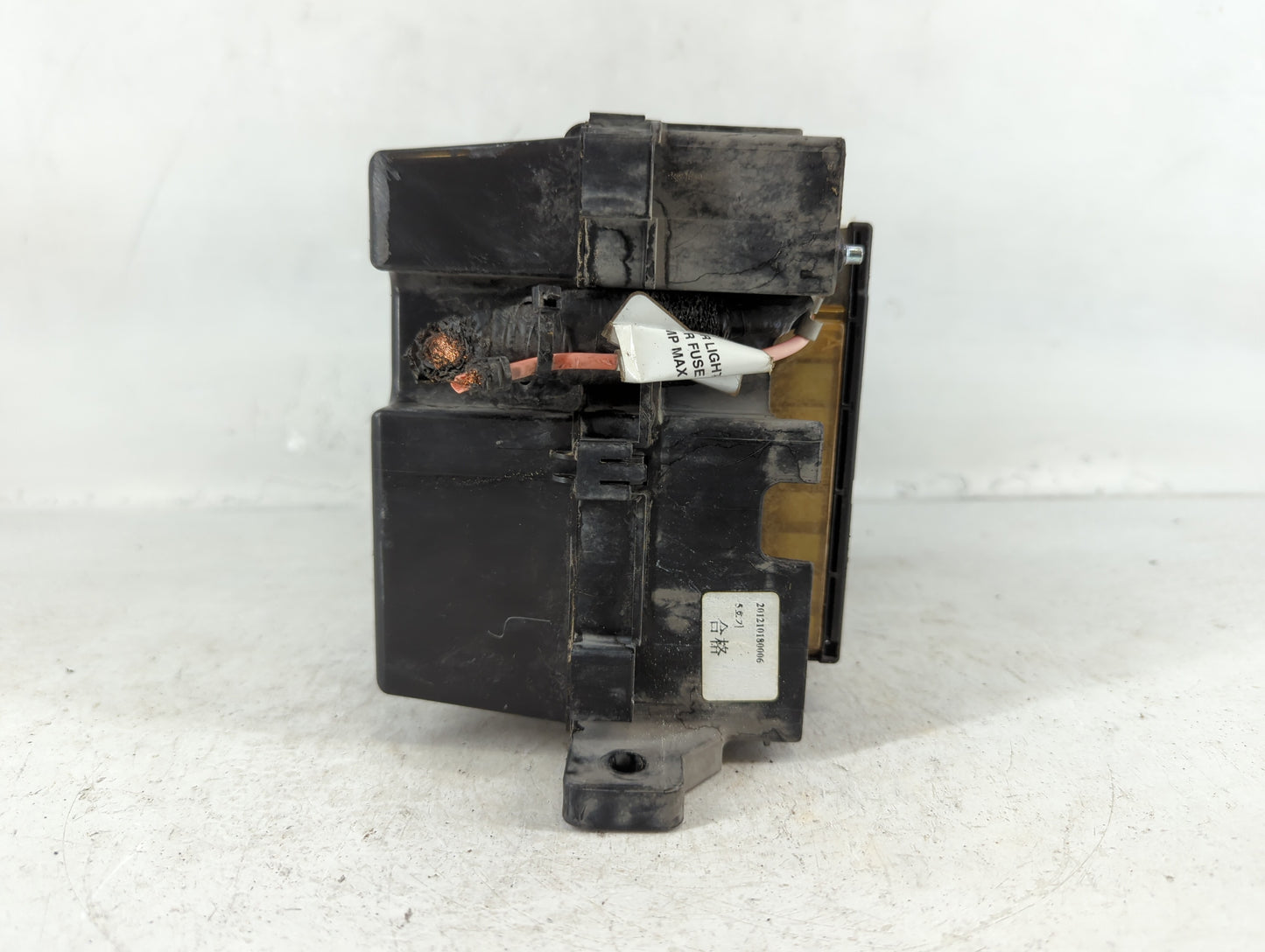 2011-2013 Hyundai Tucson Fusebox Fuse Box Panel Relay Module P/N:91402-2S234 Fits Fits 2011 2012 2013 OEM Used Auto Parts - 