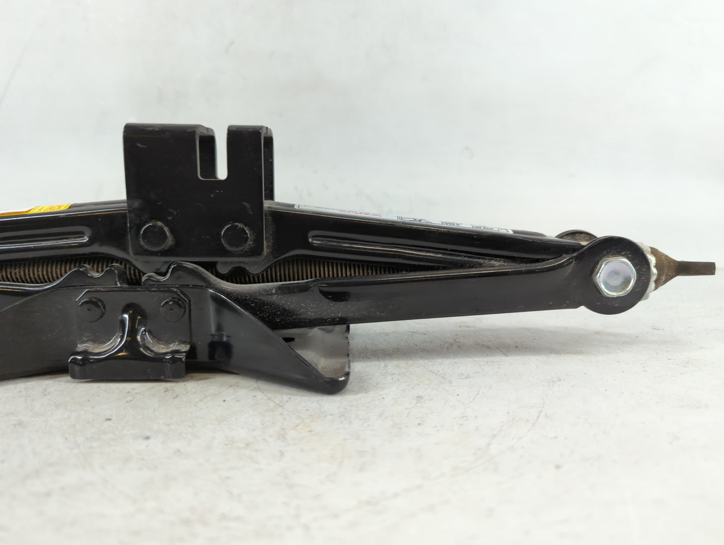 2013 Hyundai Tucson Spare Scissor Car Jack - Oemusedautoparts1.com