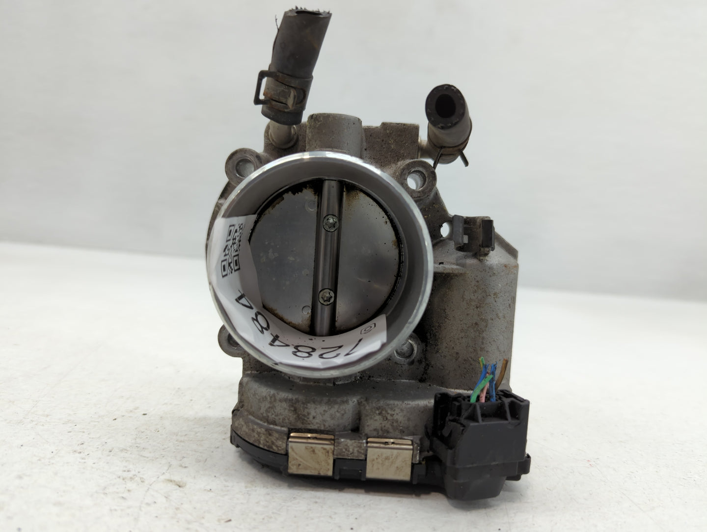 2010-2013 Hyundai Tucson Throttle Body P/N:35100-25400 Fits Fits 2006 2007 2008 2009 2010 2011 2012 2013 OEM Used Auto Parts