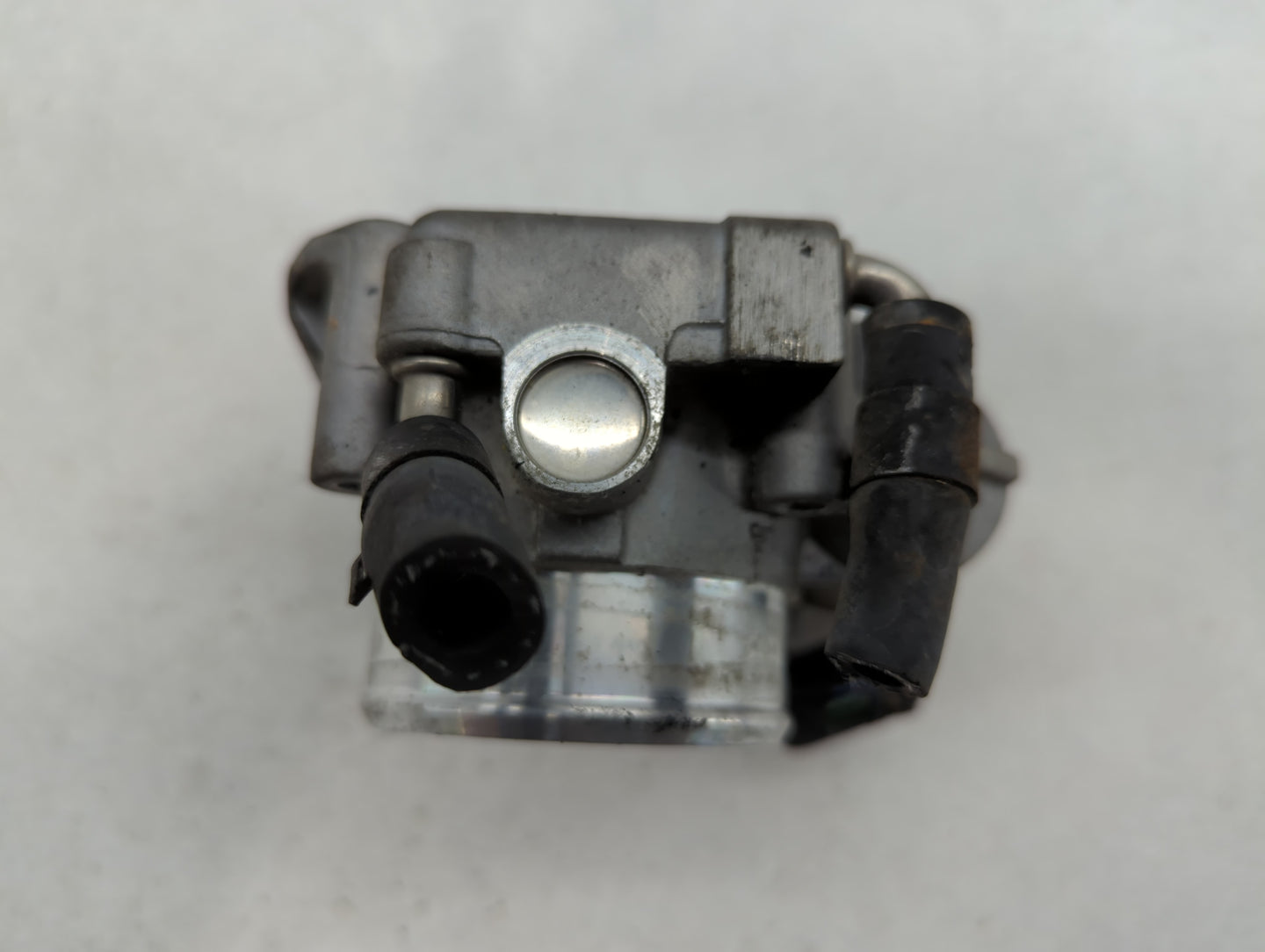 2010-2013 Hyundai Tucson Throttle Body P/N:35100-25400 Fits Fits 2006 2007 2008 2009 2010 2011 2012 2013 OEM Used Auto Parts