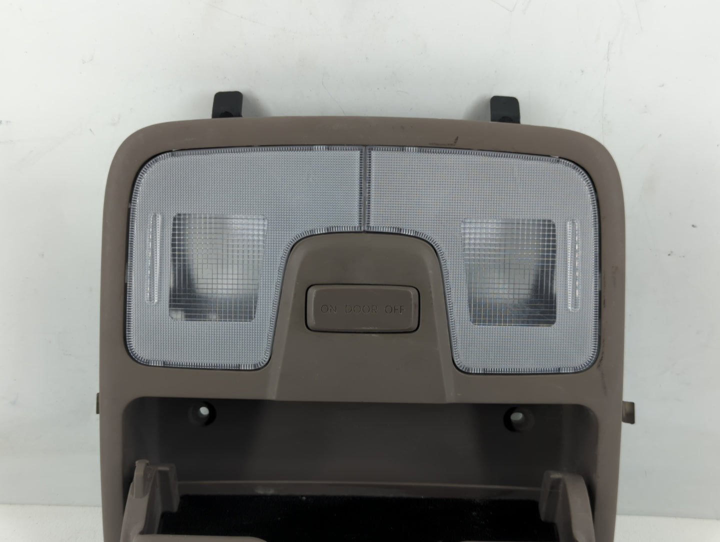 2013 Hyundai Tucson Overhead Roof Console - Oemusedautoparts1.com