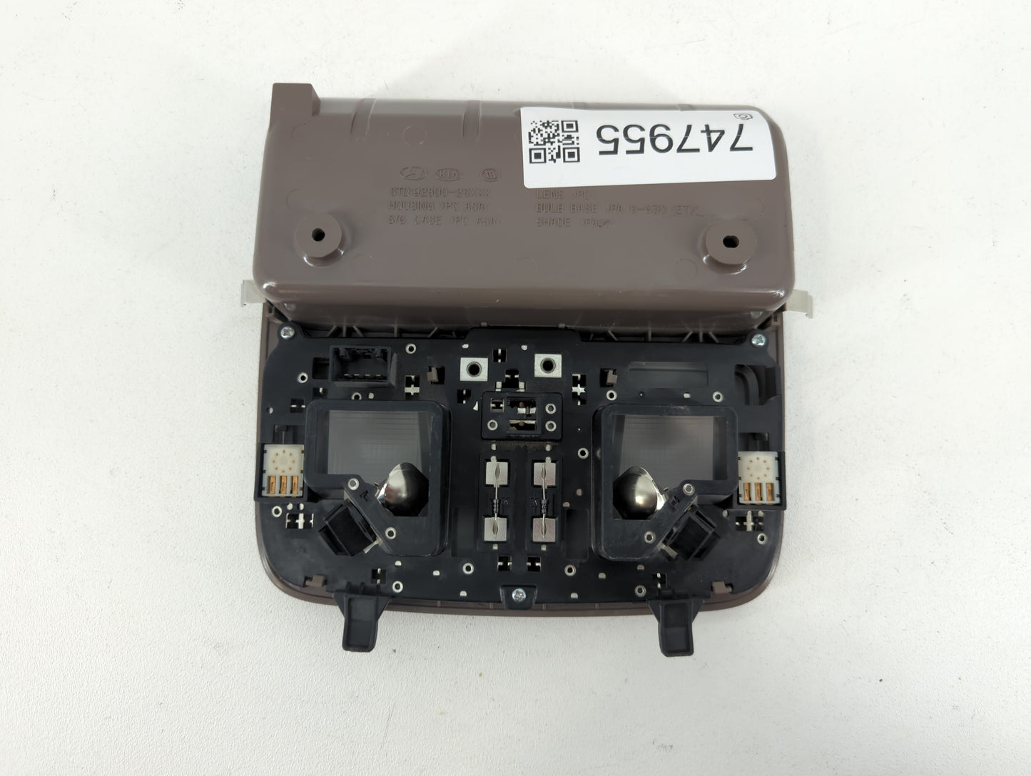 2013 Hyundai Tucson Overhead Roof Console - Oemusedautoparts1.com