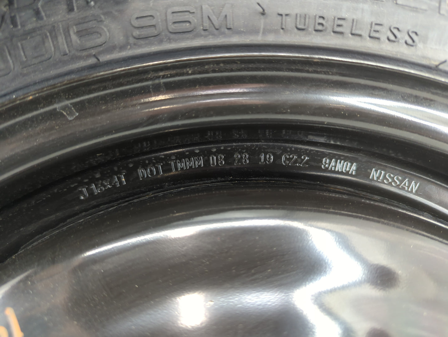 2006-2015 Hyundai Tucson Spare Donut Tire Wheel Rim Oem - Oemusedautoparts1.com