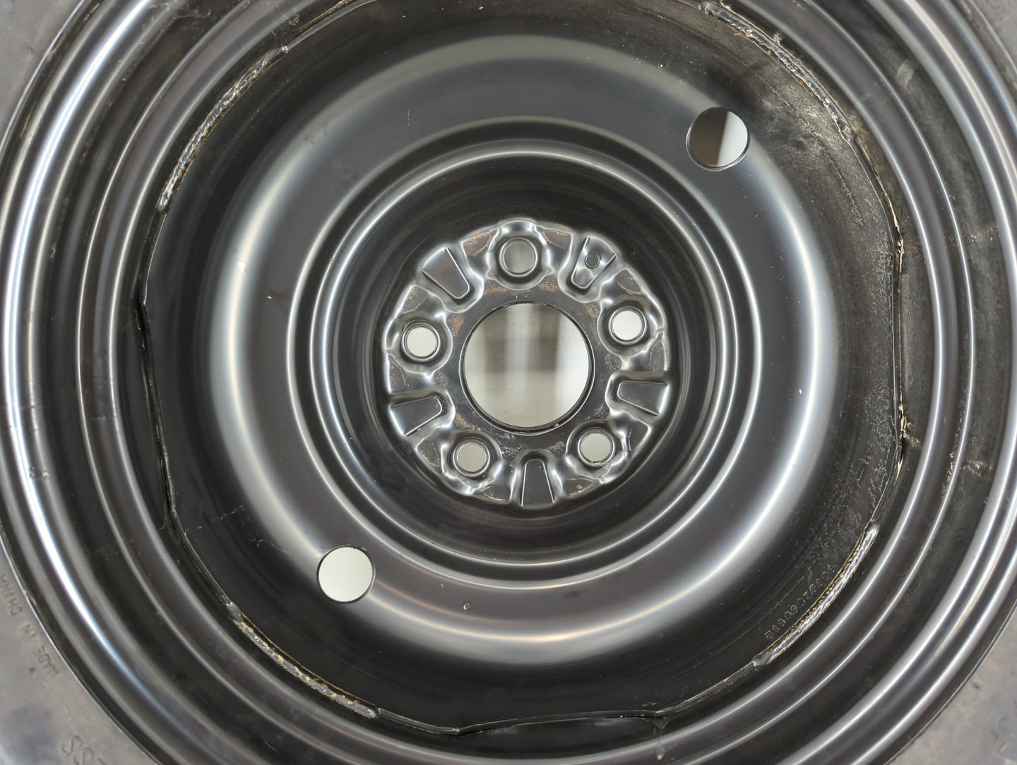 2010-2013 Hyundai Tucson Spare Donut Tire Wheel Rim Oem - Oemusedautoparts1.com