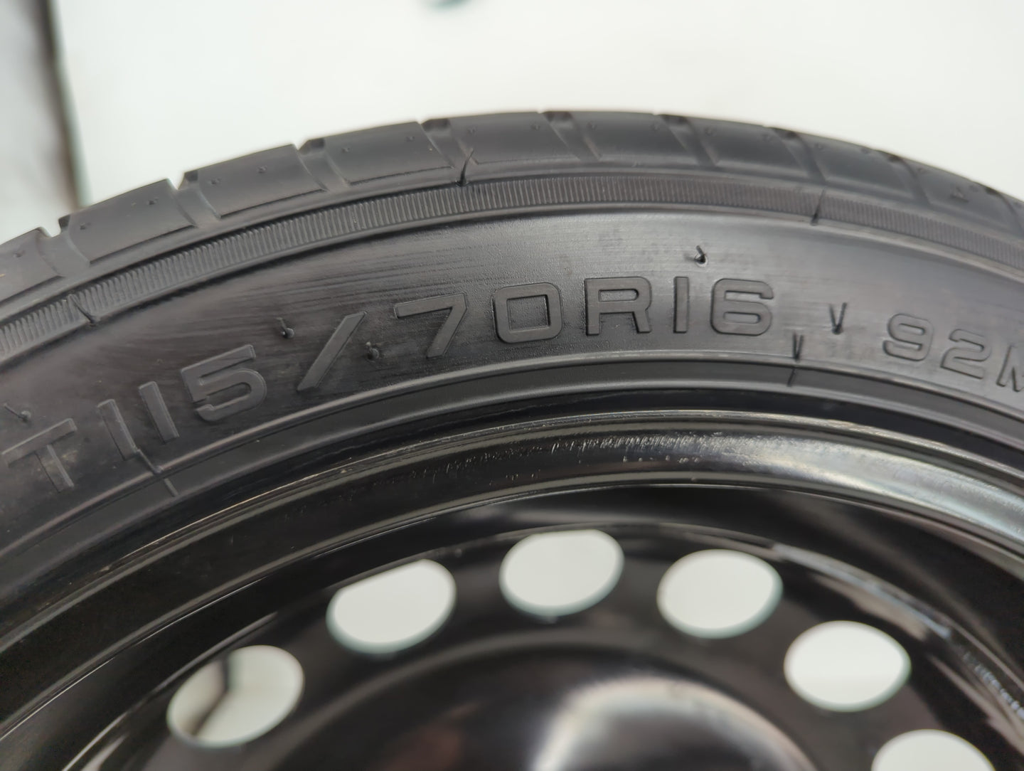 2006-2015 Hyundai Tucson Spare Donut Tire Wheel Rim Oem - Oemusedautoparts1.com