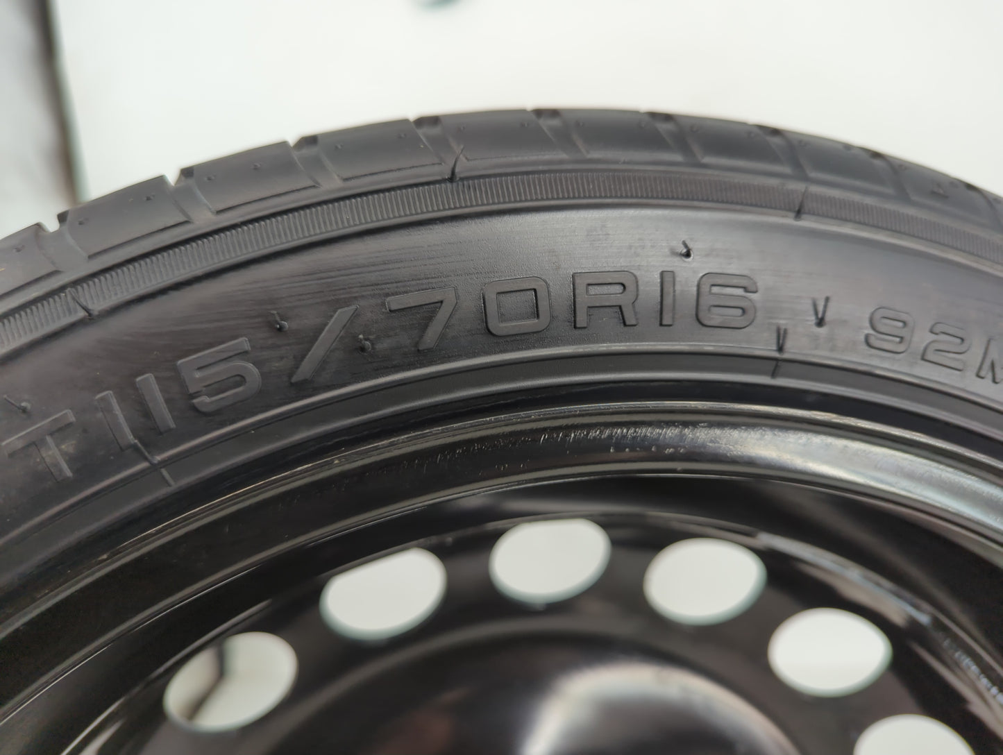 2006-2015 Hyundai Tucson Spare Donut Tire Wheel Rim Oem - Oemusedautoparts1.com