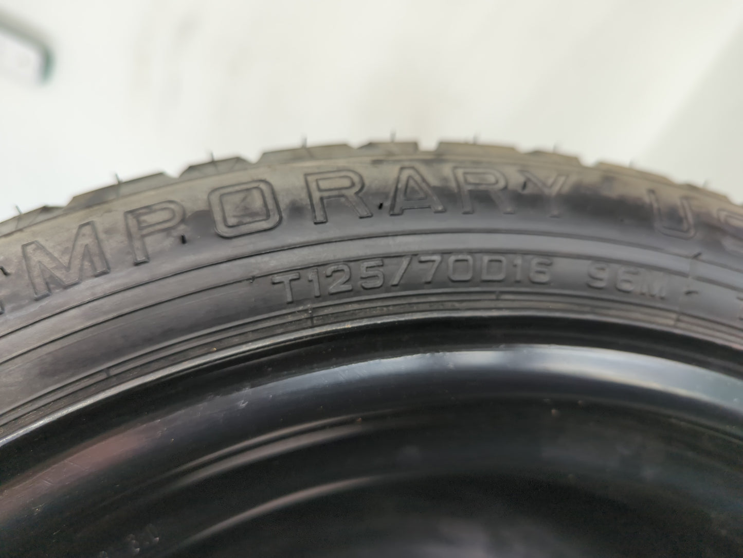 2006-2015 Hyundai Tucson Spare Donut Tire Wheel Rim Oem - Oemusedautoparts1.com