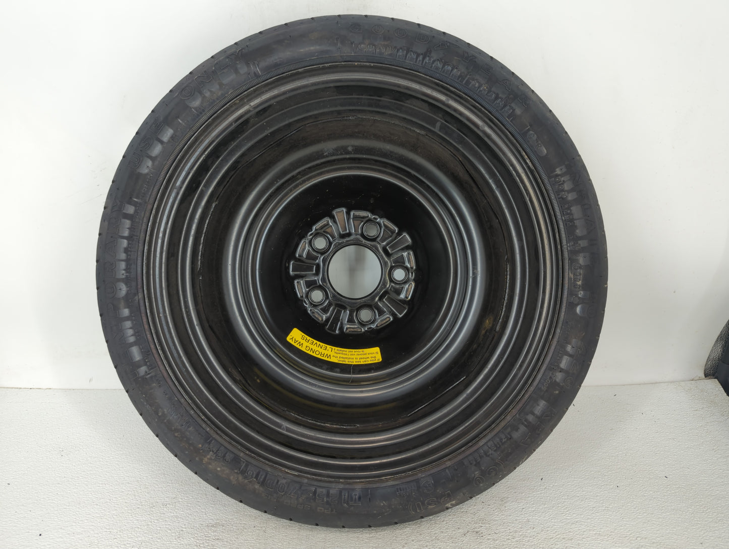 2006-2015 Hyundai Tucson Spare Donut Tire Wheel Rim Oem - Oemusedautoparts1.com