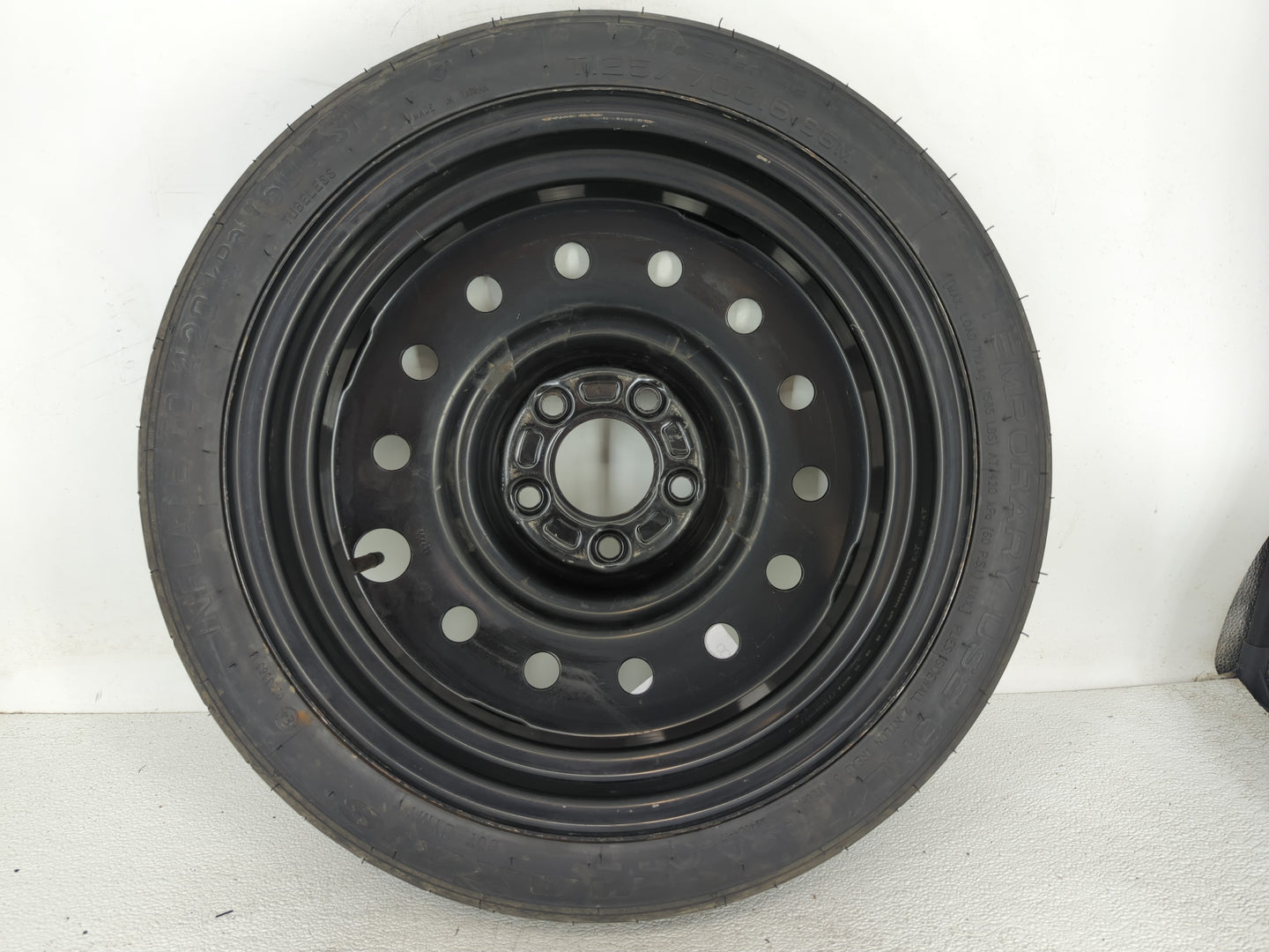 2006-2015 Hyundai Tucson Spare Donut Tire Wheel Rim Oem - Oemusedautoparts1.com