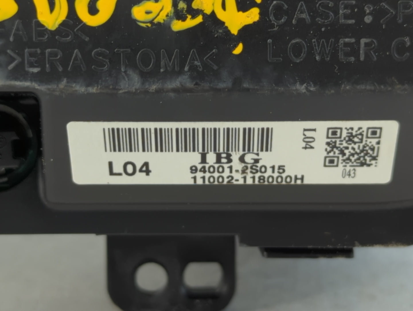 2011-2013 Hyundai Tucson Instrument Cluster Speedometer Gauges P/N:94001-2S015 Fits Fits 2011 2012 2013 OEM Used Auto Parts 