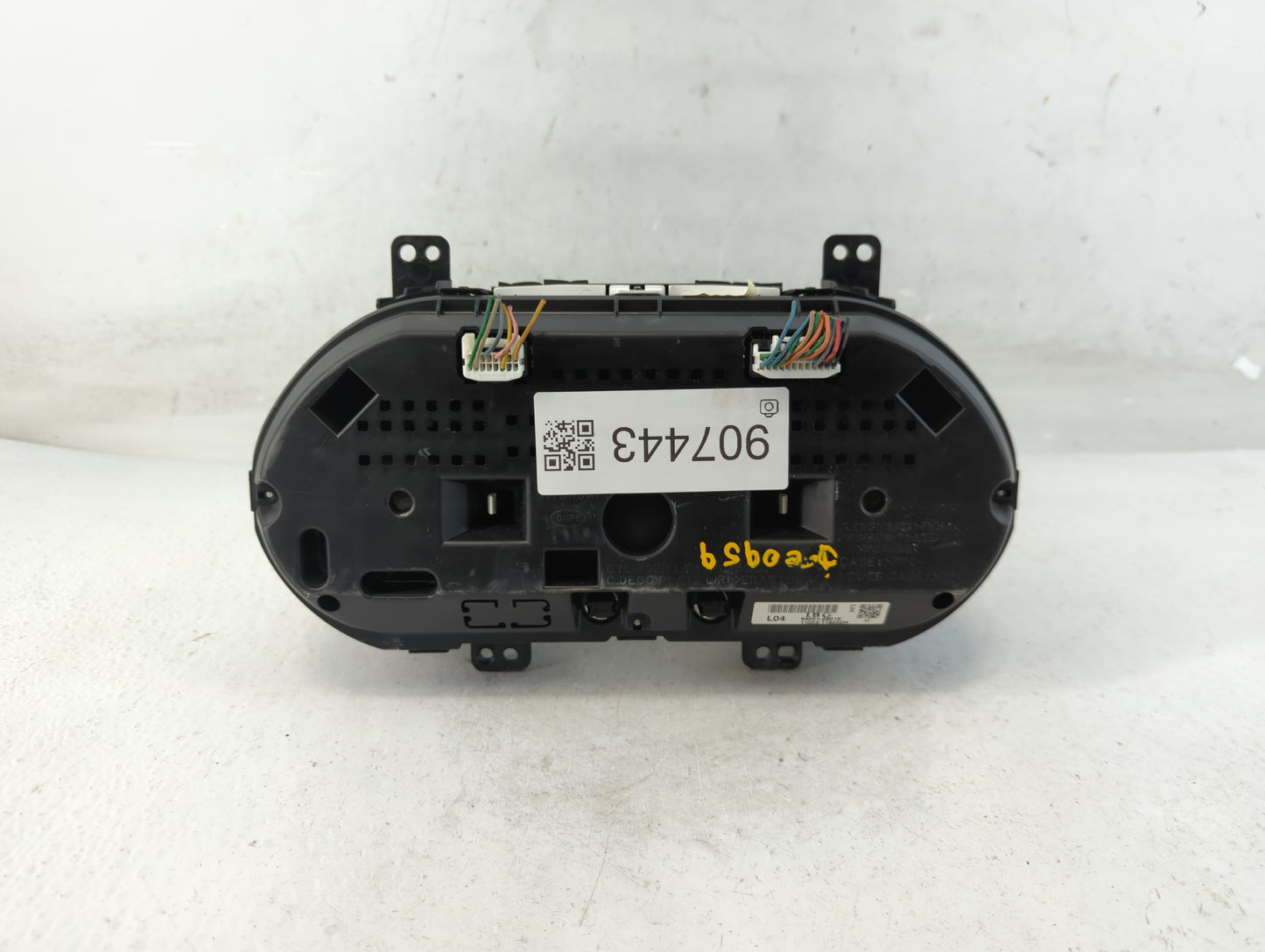 2011-2013 Hyundai Tucson Instrument Cluster Speedometer Gauges P/N:94001-2S015 Fits Fits 2011 2012 2013 OEM Used Auto Parts 