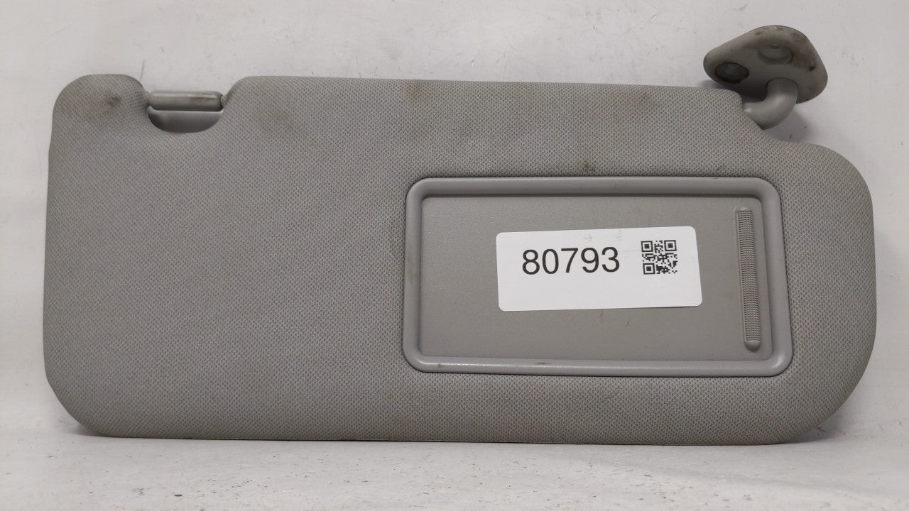 2013 Hyundai Tucson Sun Visor Shade Replacement Passenger Right Mirror Fits Fits 2010 2011 2012 2014 2015 OEM Used Auto Part
