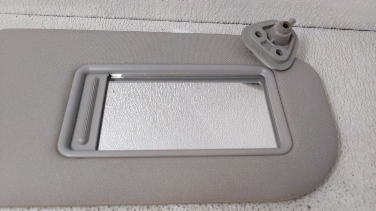 2013 Hyundai Tucson Sun Visor Shade Replacement Passenger Right Mirror Fits Fits 2010 2011 2012 2014 2015 OEM Used Auto Part