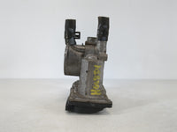 2012-2017 Hyundai Veloster Throttle Body P/N:35100-2B300 Fits Fits 2012 2013 2014 2015 2016 2017 2018 2019 OEM Used Auto Par