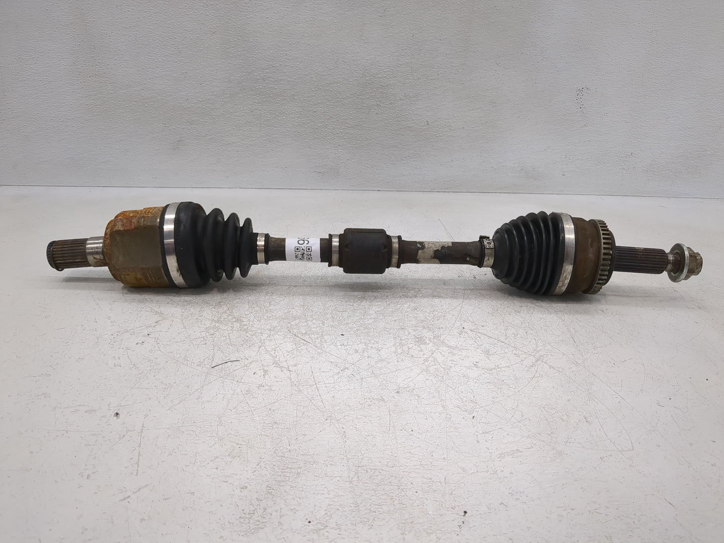 2013-2015 Hyundai Veloster Axle Shaft Front Driver Cv C/v - Oemusedautoparts1.com
