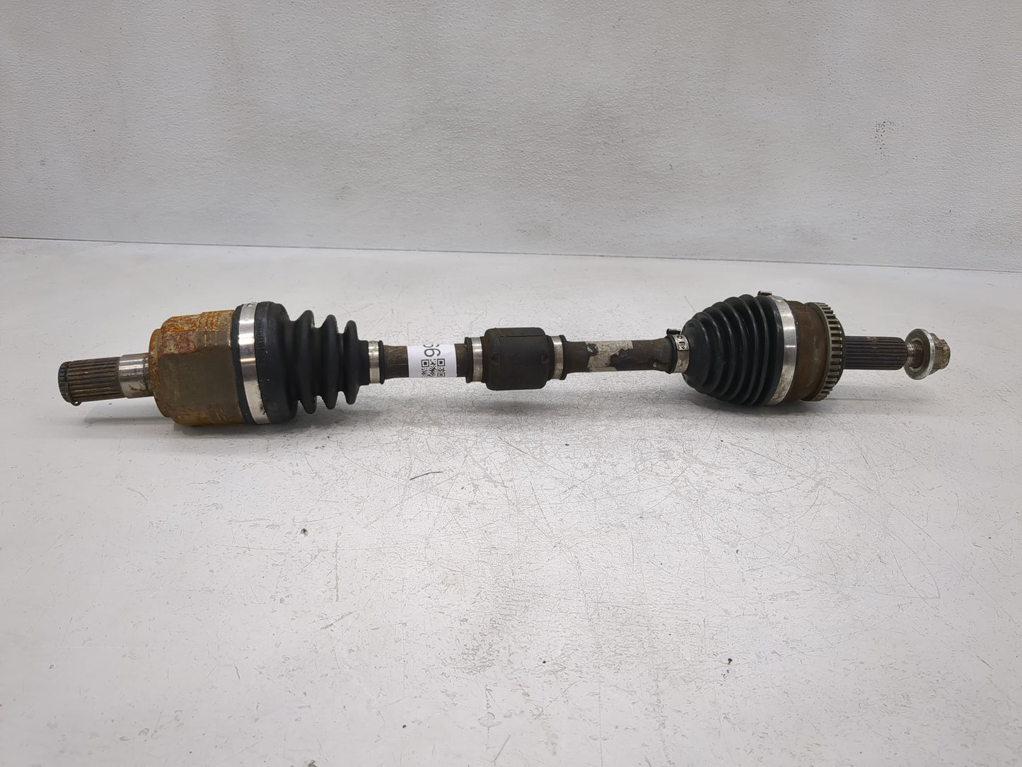 2013-2015 Hyundai Veloster Axle Shaft Front Driver Cv C/v - Oemusedautoparts1.com