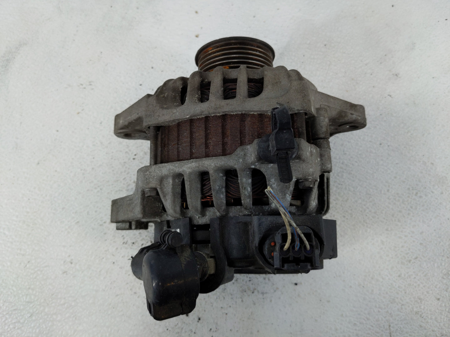 2012-2017 Hyundai Veloster Alternator Replacement Generator Charging Assembly Engine OEM P/N:37300-2B300 Fits OEM Used Auto 