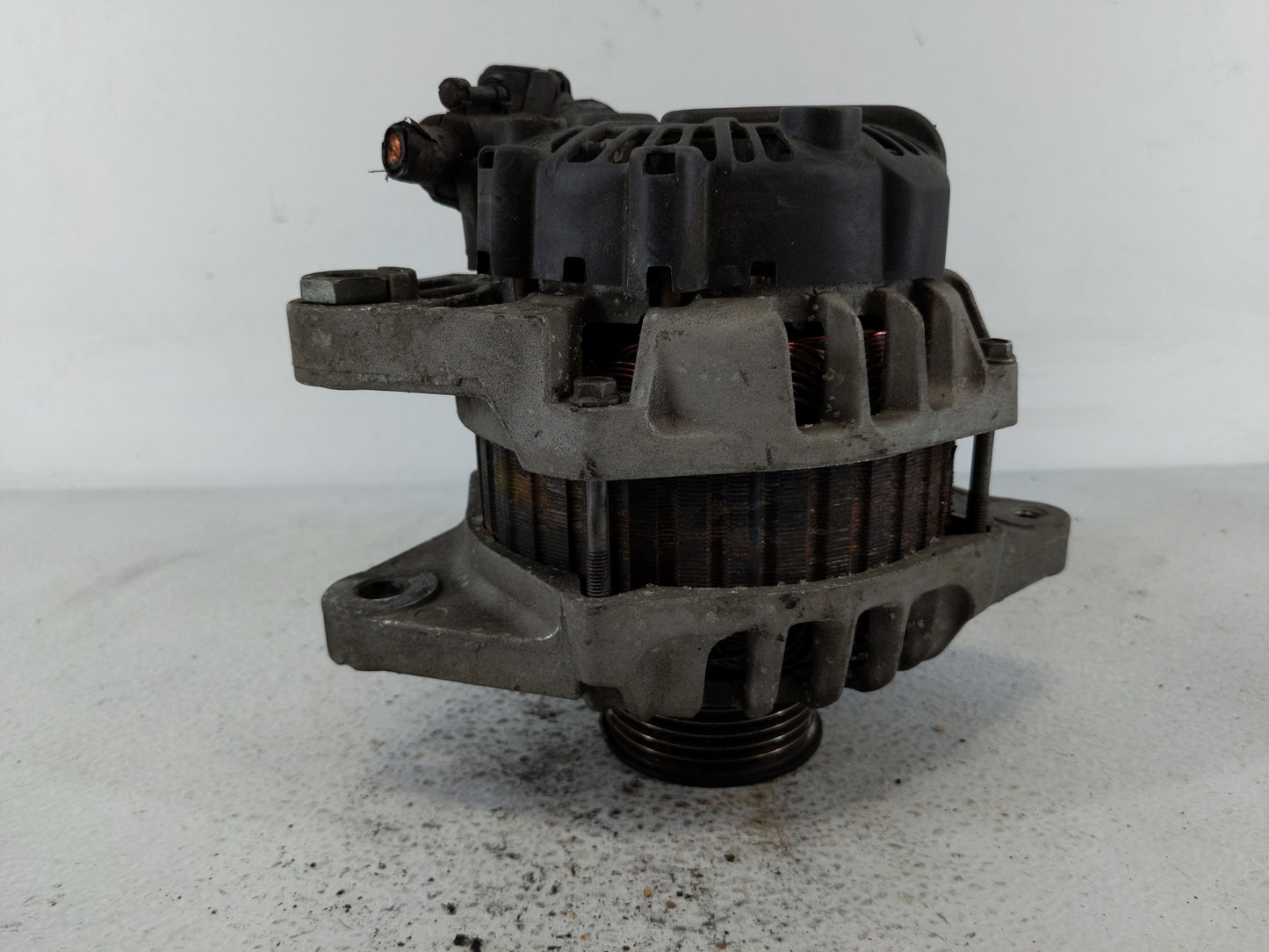 2012-2017 Hyundai Veloster Alternator Replacement Generator Charging Assembly Engine OEM P/N:37300-2B300 Fits OEM Used Auto 