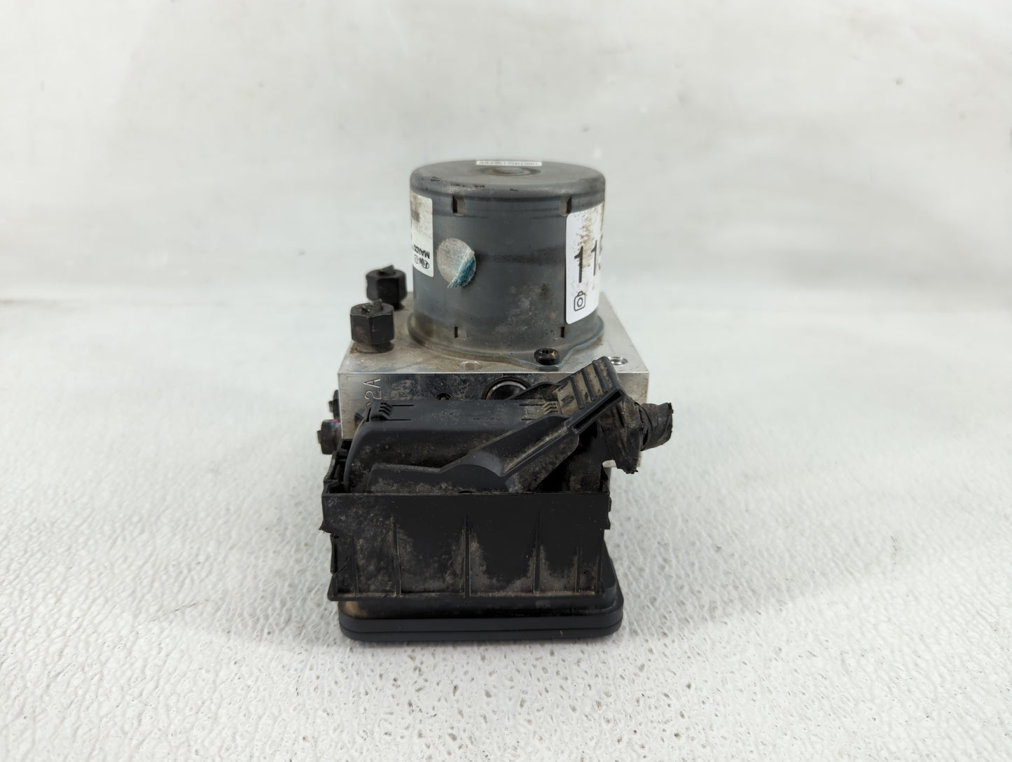 2013 Hyundai Veloster ABS Pump Control Module Replacement P/N:58920-2V450 Fits OEM Used Auto Parts - Oemusedautoparts1.com