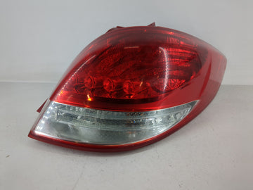 2012-2017 Hyundai Veloster Tail Light Assembly Passenger Right OEM P/N:92402-2V120 Fits Fits 2012 2013 2014 2015 2016 2017 O
