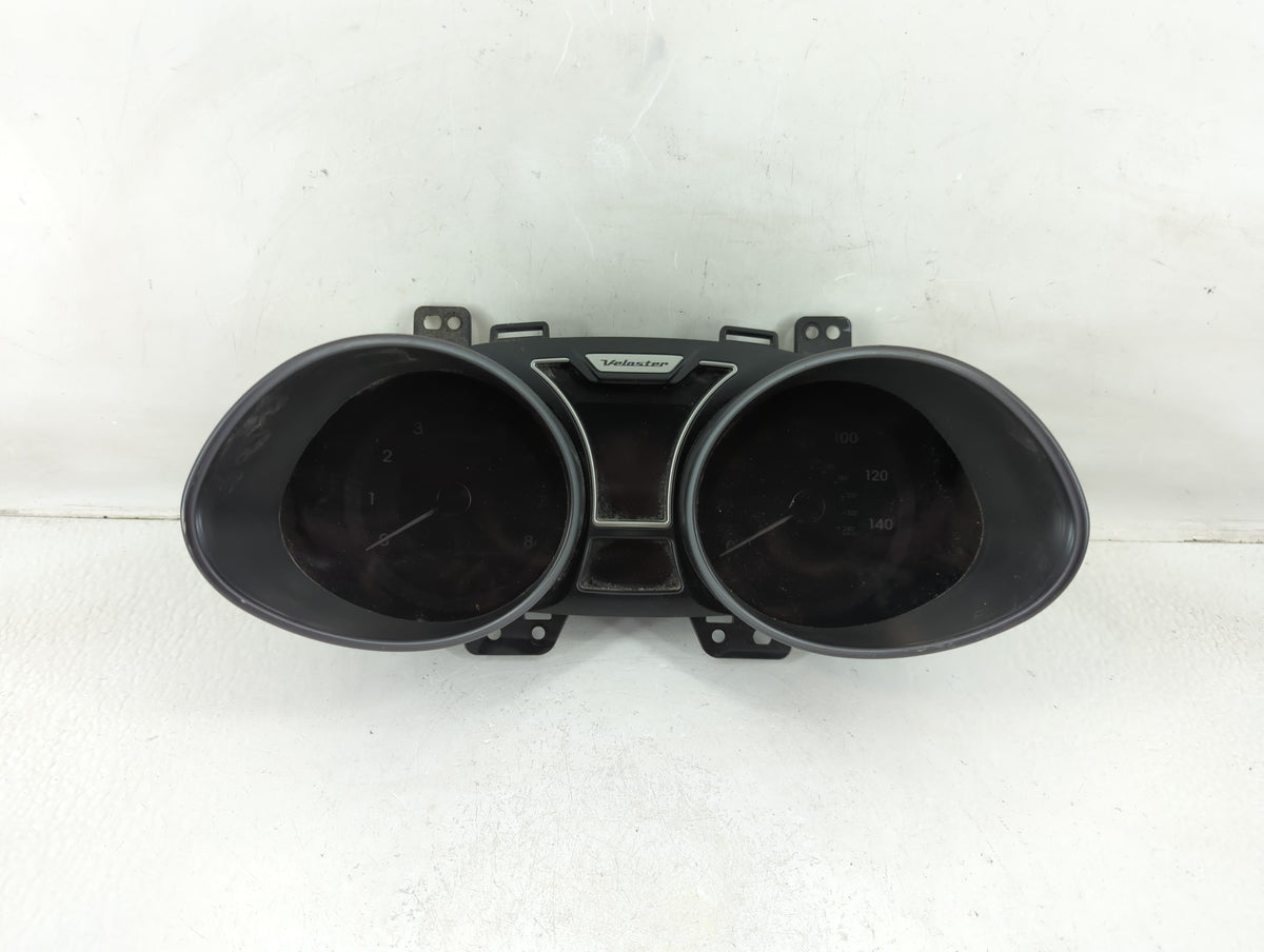 2012-2015 Hyundai Veloster Instrument Cluster Speedometer Gauges P/N:94011-2V331PD5 Miles: Fits Fits 2012 2013 2014 2015 OEM