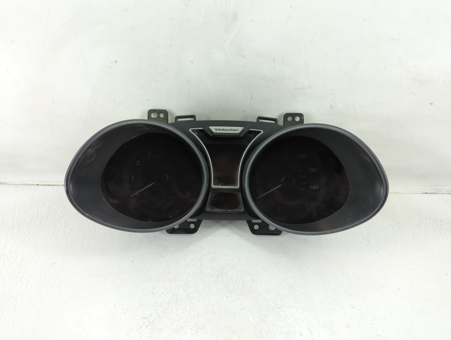 2012-2015 Hyundai Veloster Instrument Cluster Speedometer Gauges P/N:94011-2V331PD5 Fits Fits 2012 2013 2014 2015 OEM Used A