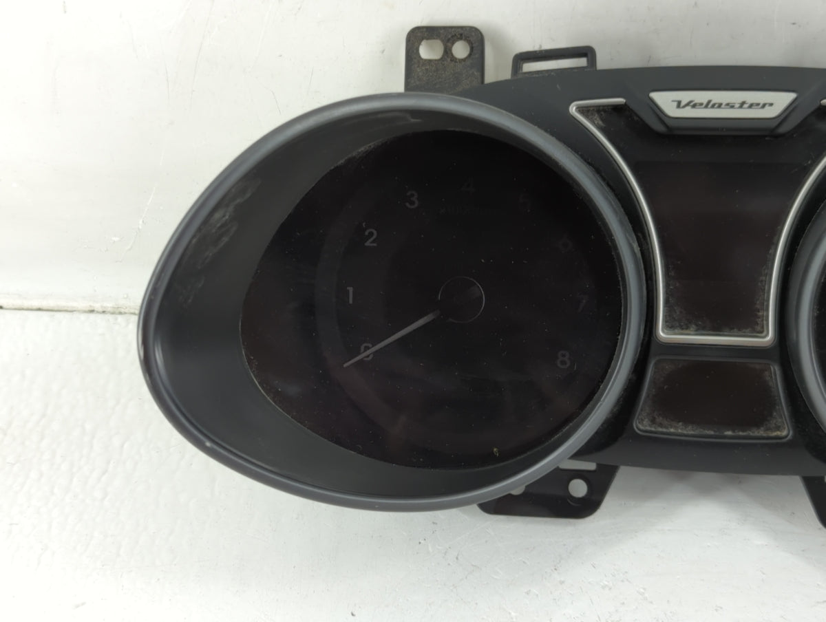 2012-2015 Hyundai Veloster Instrument Cluster Speedometer Gauges P/N:94011-2V331PD5 Miles: Fits Fits 2012 2013 2014 2015 OEM