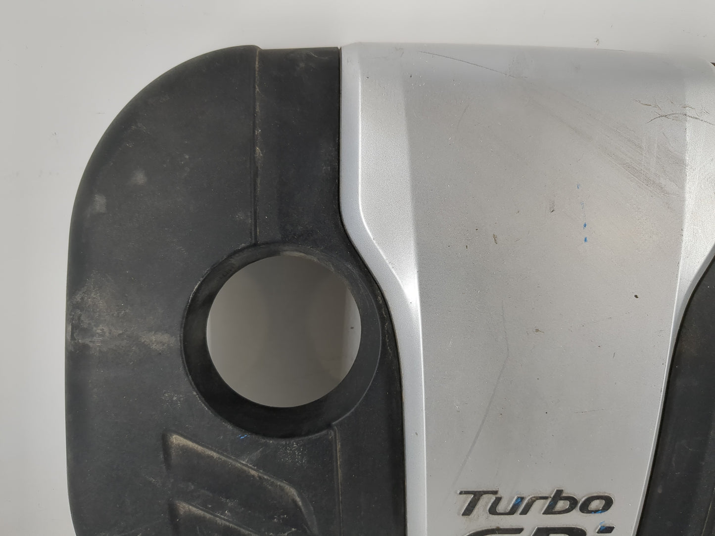 2013 Hyundai Veloster Engine Cover - Oemusedautoparts1.com
