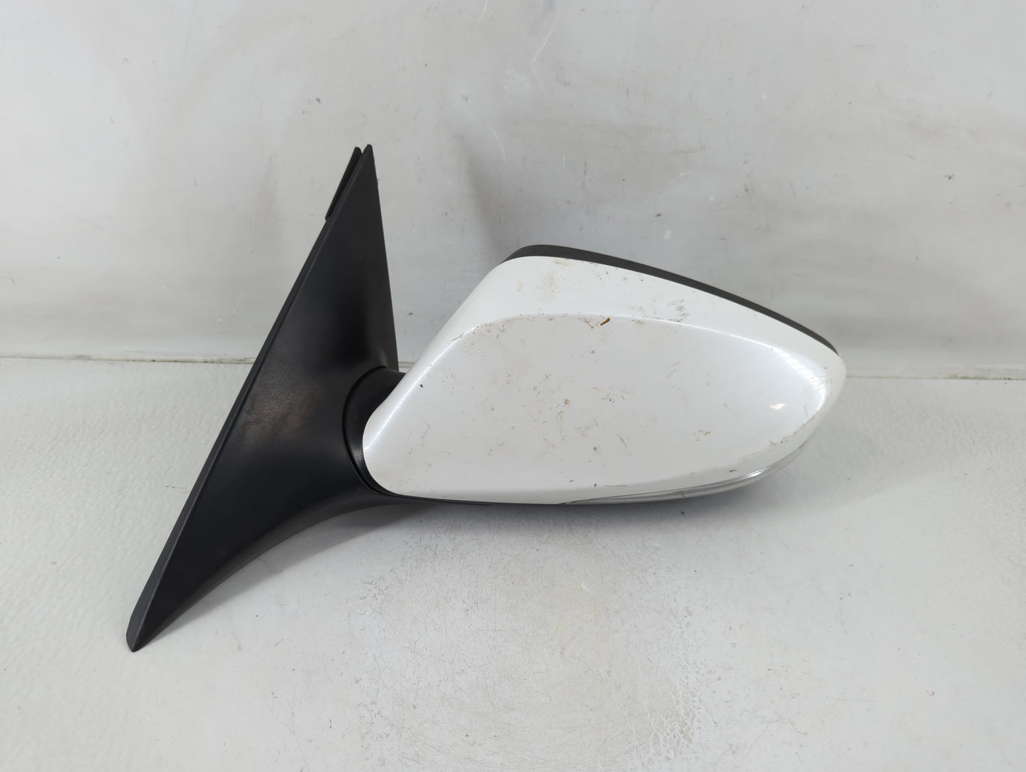 2012-2014 Hyundai Veloster Driver Side View Mirror - Left Door Mirror OEM Used - Oemusedautoparts1.com