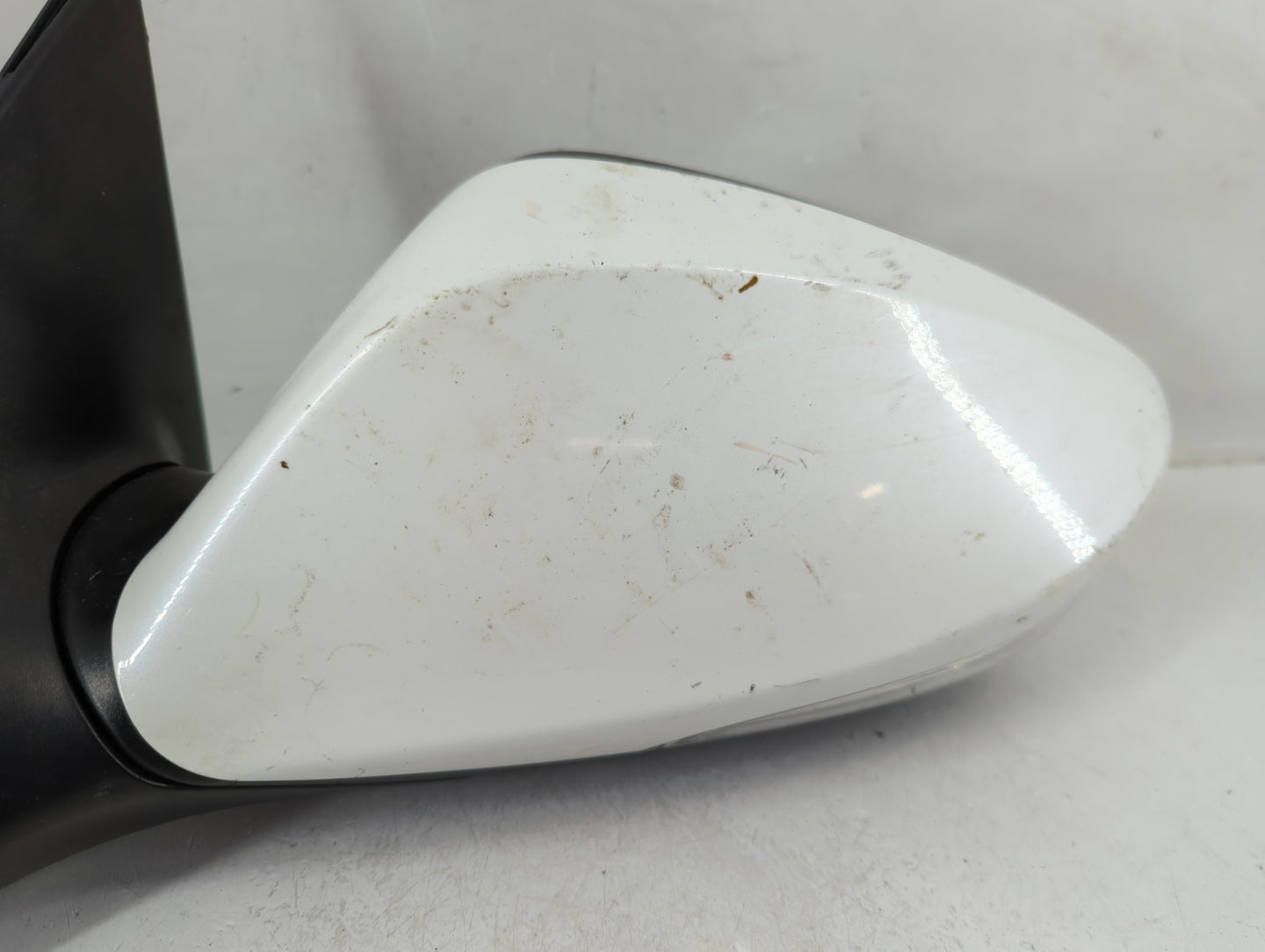 2012-2014 Hyundai Veloster Driver Side View Mirror - Left Door Mirror OEM Used - Oemusedautoparts1.com