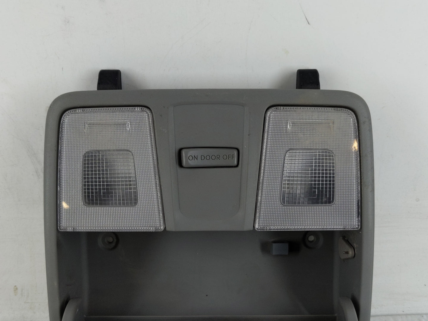 2013 Hyundai Veloster Overhead Roof Console - Oemusedautoparts1.com