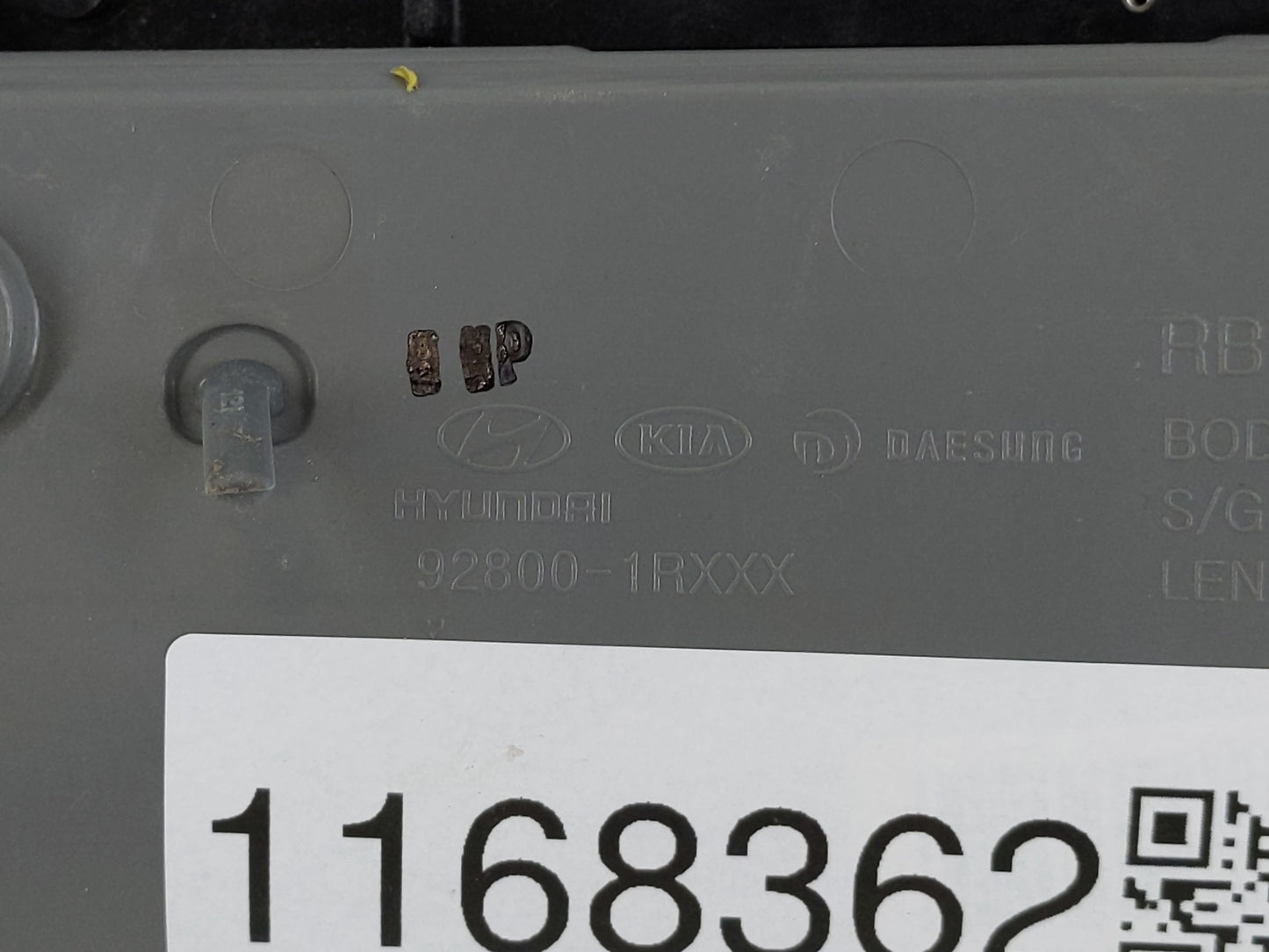 2013 Hyundai Veloster Overhead Roof Console - Oemusedautoparts1.com
