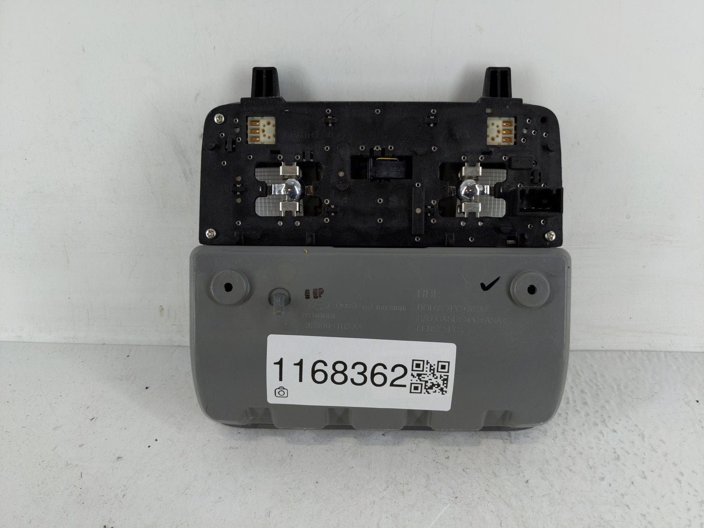 2013 Hyundai Veloster Overhead Roof Console - Oemusedautoparts1.com