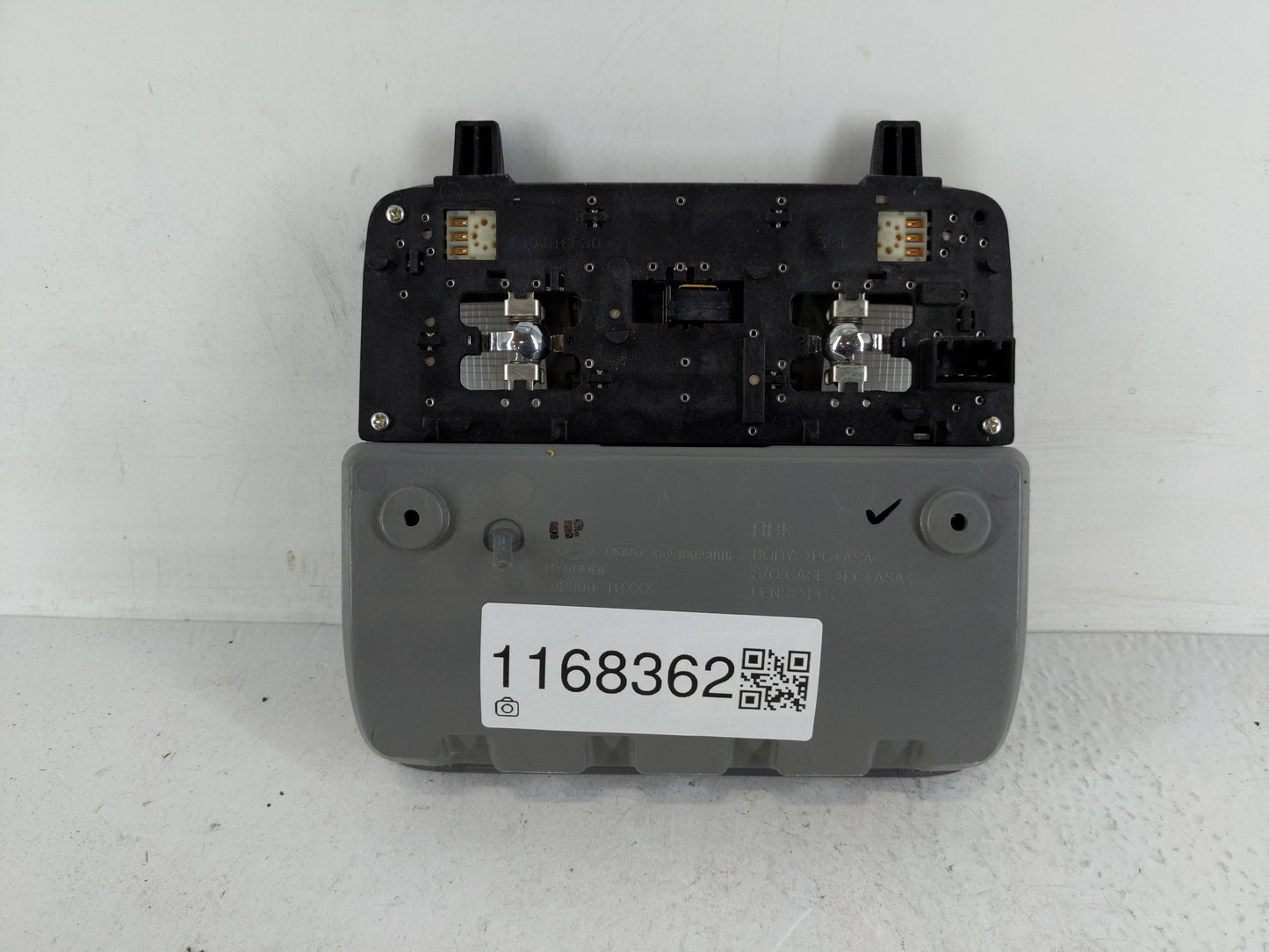 2013 Hyundai Veloster Overhead Roof Console - Oemusedautoparts1.com