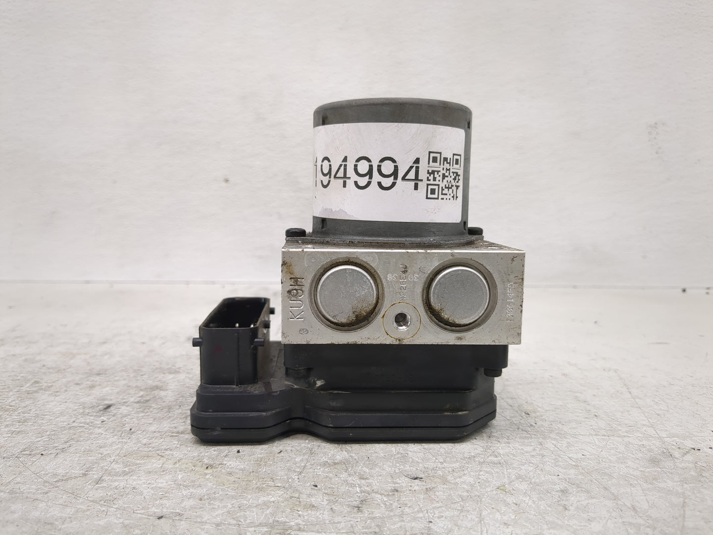 2013 Hyundai Veloster ABS Pump Control Module Replacement P/N:BE6003G604 Fits OEM Used Auto Parts - Oemusedautoparts1.com