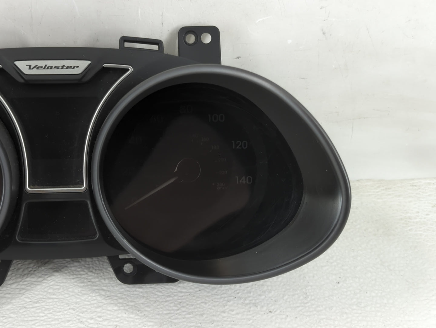 2012-2015 Hyundai Veloster Instrument Cluster Speedometer Gauges P/N:94011-2V321PD5 Fits Fits 2012 2013 2014 2015 OEM Used A