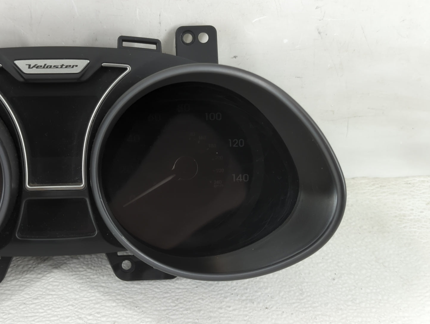 2012-2015 Hyundai Veloster Instrument Cluster Speedometer Gauges P/N:94011-2V321PD5 Fits Fits 2012 2013 2014 2015 OEM Used A